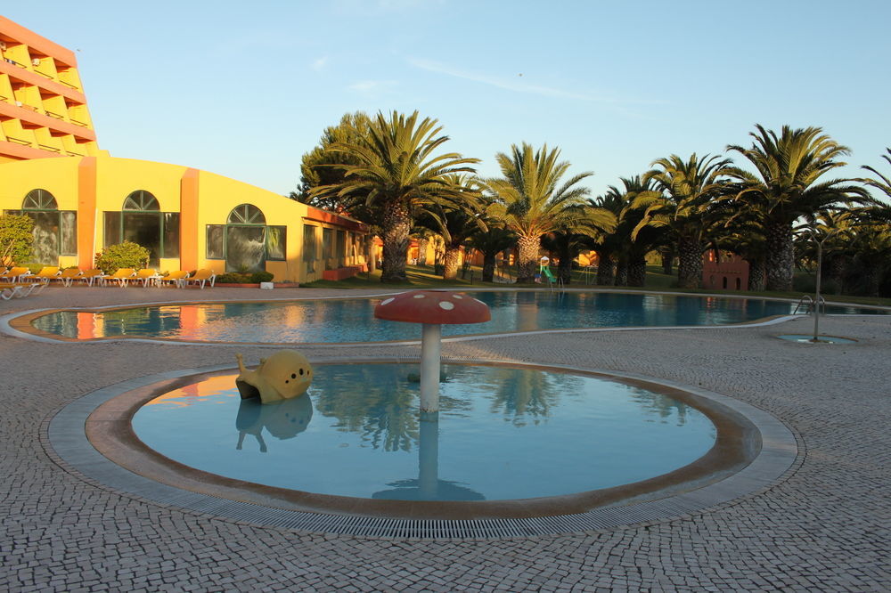 Mh Atlantico Hotel Atouguia Da Baleia Exterior foto
