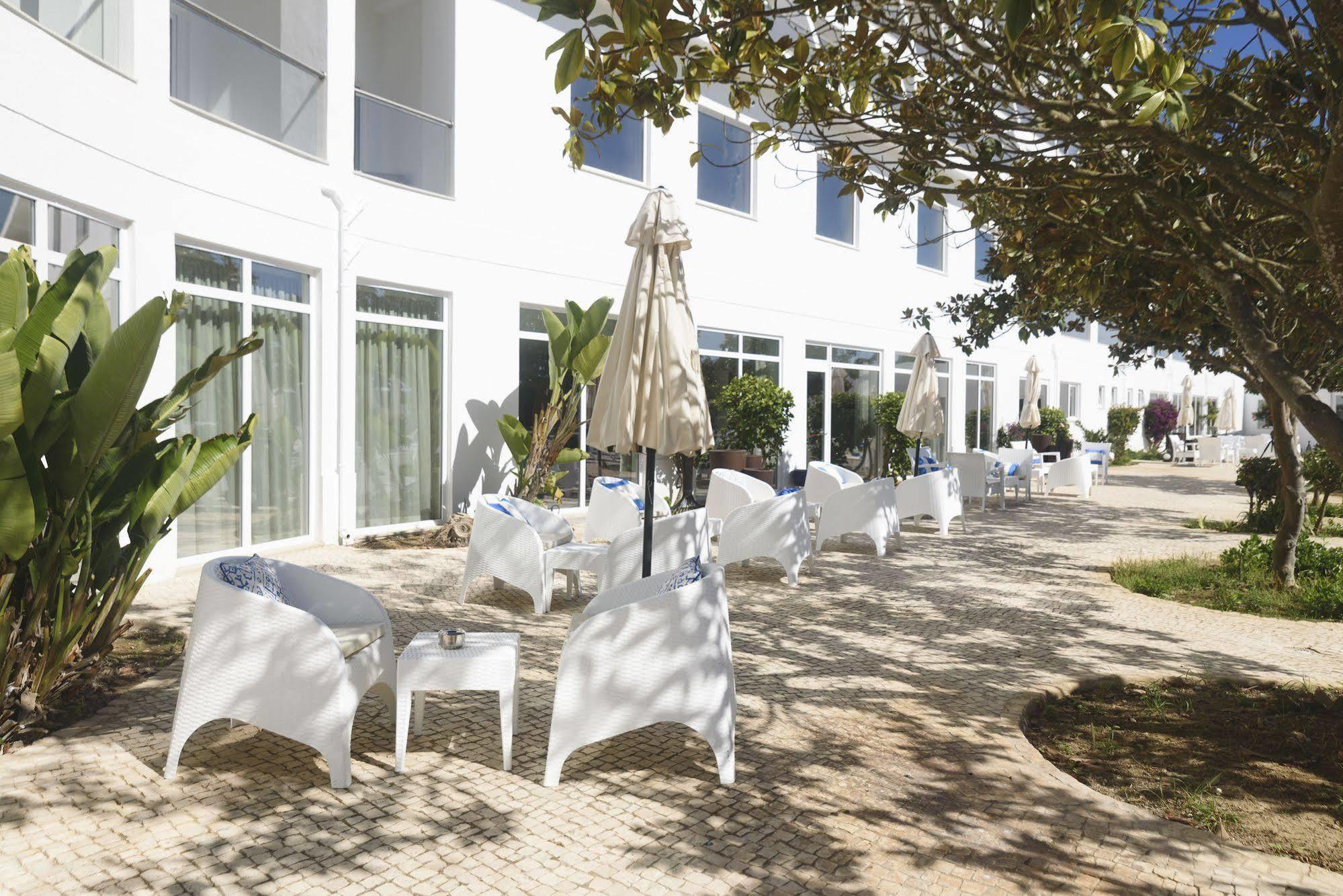 Mh Atlantico Hotel Atouguia Da Baleia Exterior foto
